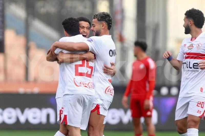 احتفال لاعبو الزمالك بهدف زيزو أمام حرس الحدود